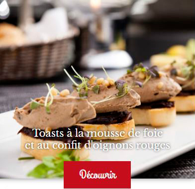 Recette de toast avec de la mousse de foie et du confit d'oignons rouges