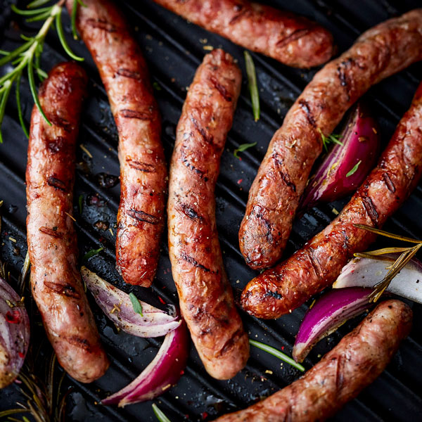 Saucisses cuites au barbecue